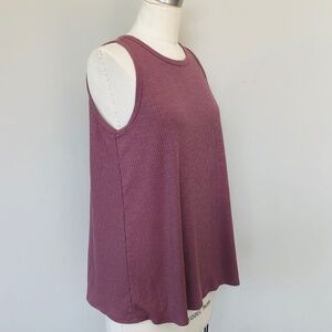 NEW Old Navy Sleeveless Plum Pullover Medium Tall